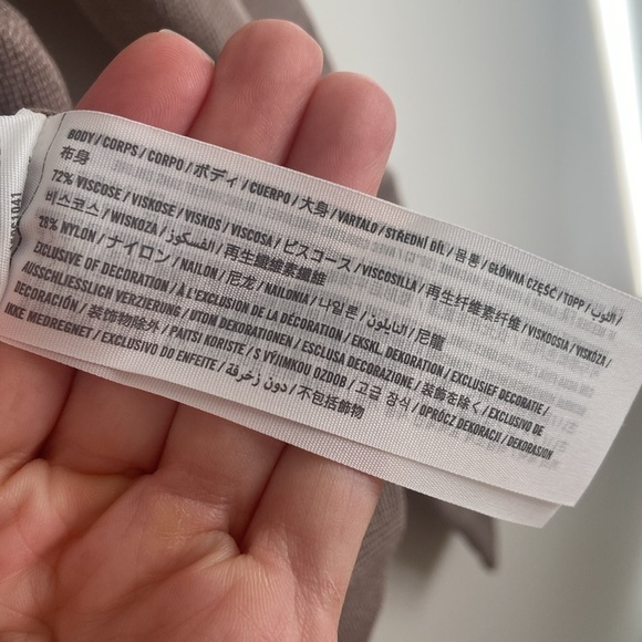 NWT Abercrombie & Fitch Zip-Up Notch-Neck Slim Top SIZE M - Picture 8 of 9